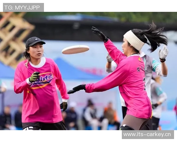 杭州飞盘队与上海飞盘队赛后复盘分析个人能力的较量与启示